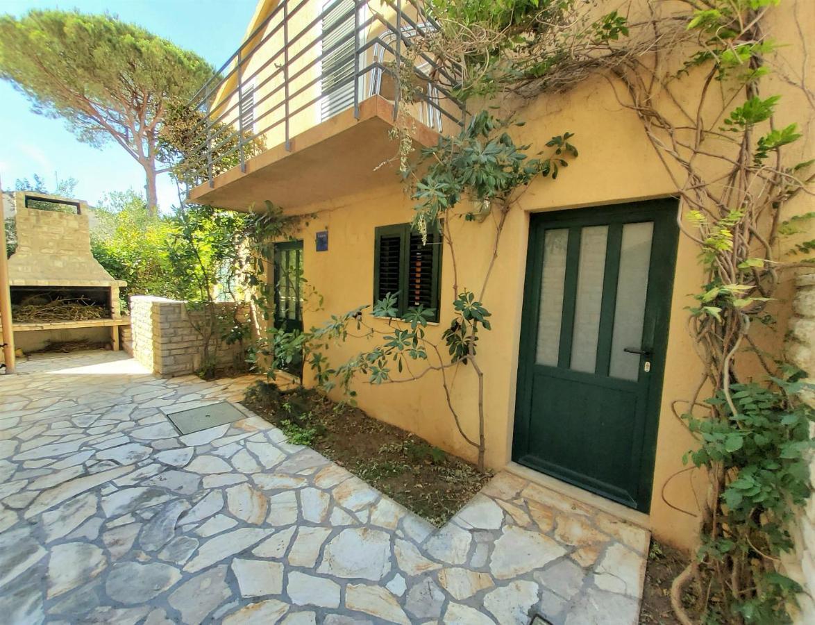 Apartments Petra I Karlo Turanj Luaran gambar